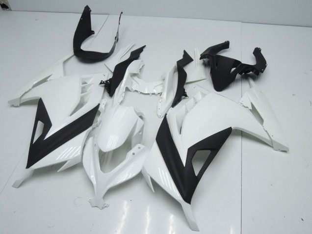 Carenado Moto ZX 300R 13-16 - Sin Pintar Carenado Moto ZX 300R 13-16 - Sin Pintar