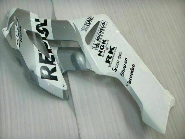 Kit Carenado ABS Completo CBR 1000 RR 04-05 - Plata Blanco Repsol Kit Carenado ABS Completo CBR 1000 RR 04-05 - Plata Blanco Repsol